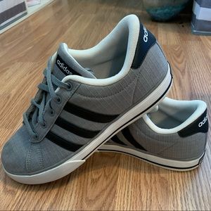 ⭐️Unisex Adidas NEO SE Daily Vulc K Gray/Black/White sneakers. ⭐️